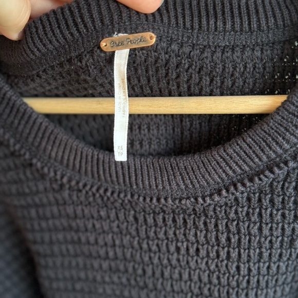 Free People Sunrise Cold Shoulder Waffle Knit Sweater in Black Size XS - Picture 5 of 8